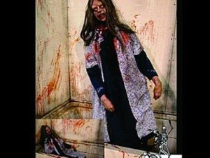 FIX632 - Granny Bathtub Blaster