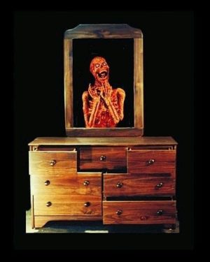 FRN603- Animated Dresser