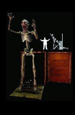 FRN618- Slamming Dresser Super Skelerector