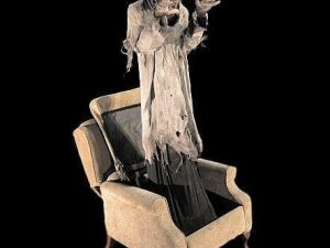 FRN622- Easy Chair Ghoul