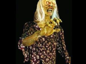 ZMB738- Skank Zombiette