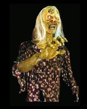 ZMB738- Skank Zombiette